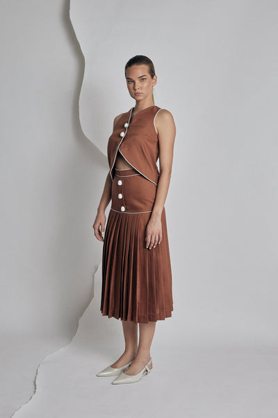 Brown Rounded Vest - Shantall Lacayo