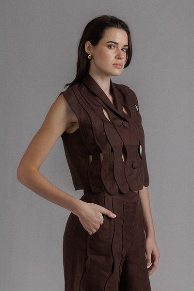 CHOCOLATE IRREGULAR ASSEMBLED CROP TOP