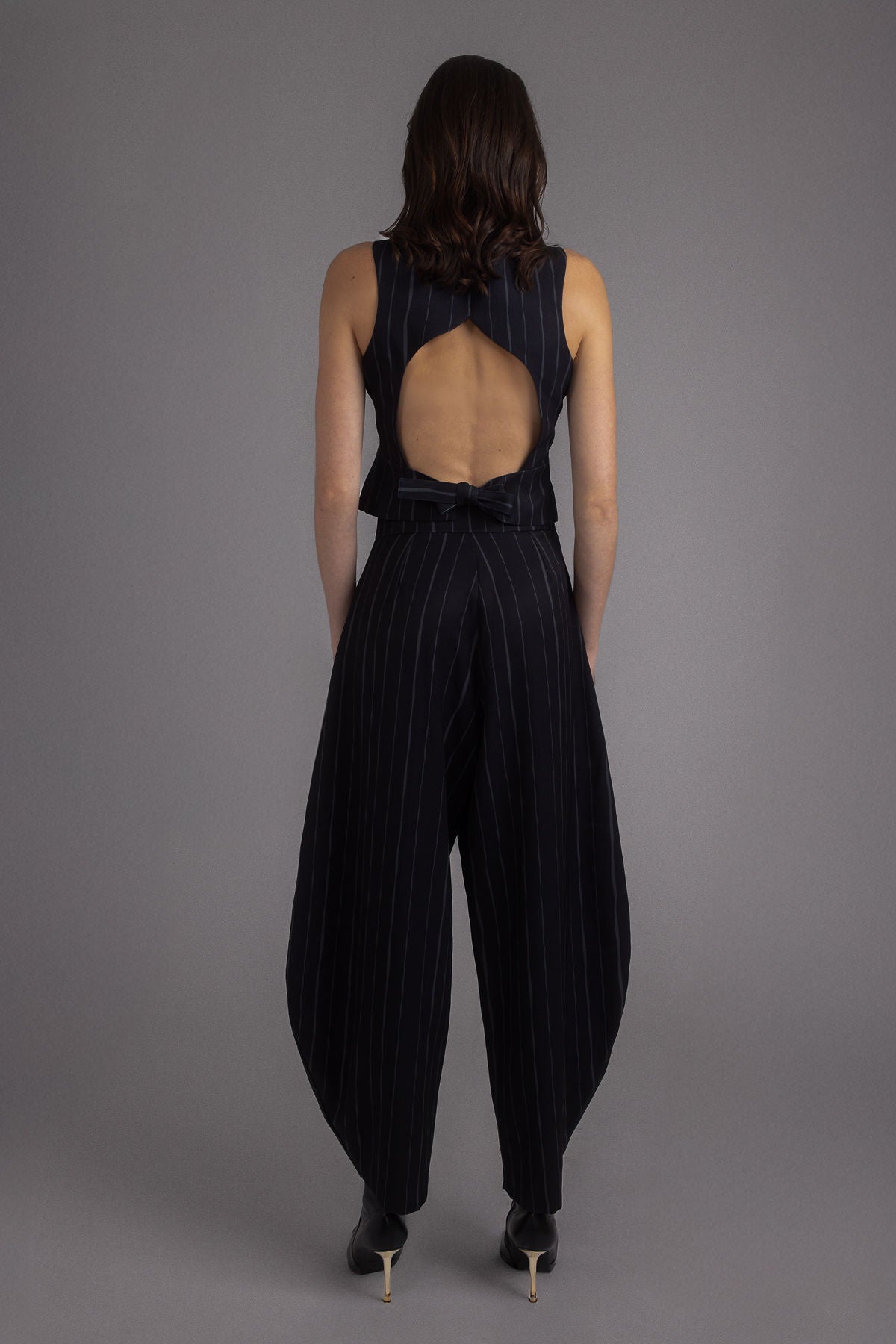 BLACK PRINTED BALLOON TROUSERS