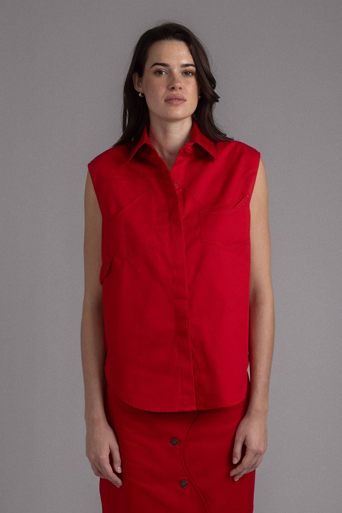 RED ASYMMETRIC SLEEVELESS SHIRT