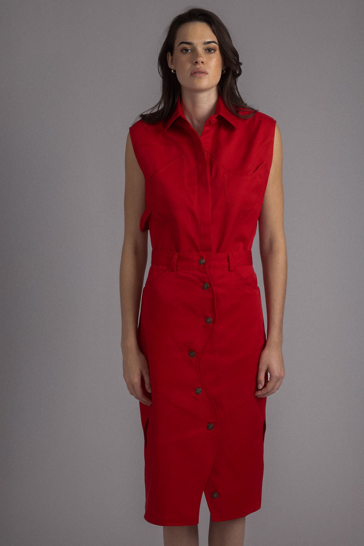 RED ASYMMETRIC SLEEVELESS SHIRT