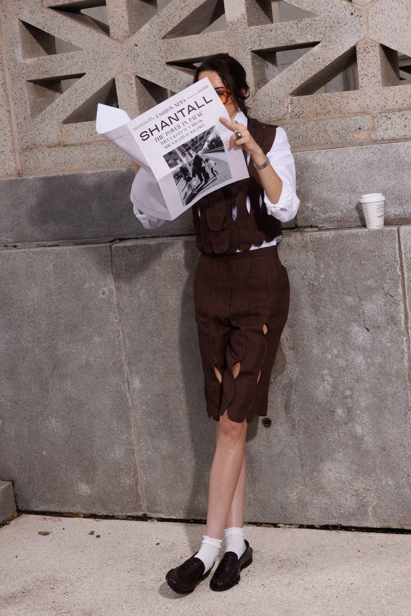 CHOCOLATE LINEN BERMUDA SHORTS