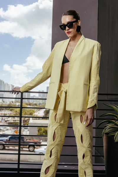 Iconic Yellow Snake Wrap Pants y Blazer suit - Shantall Lacayo