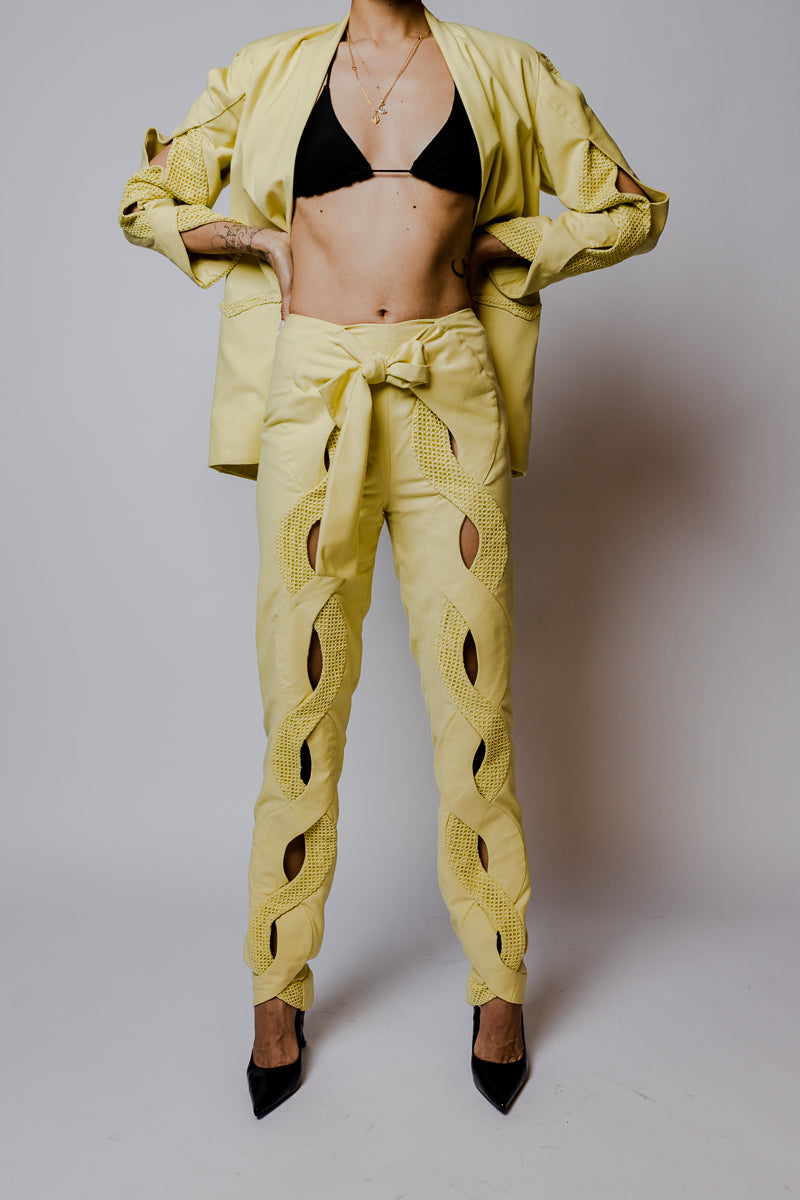 Iconic Yellow Snake Wrap Pants y Blazer suit - Shantall Lacayo